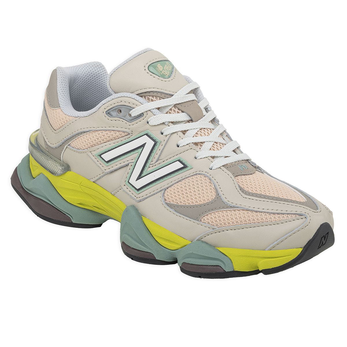 Zapatillas New Balance 9060 Unisex Salmon Solo Urbano